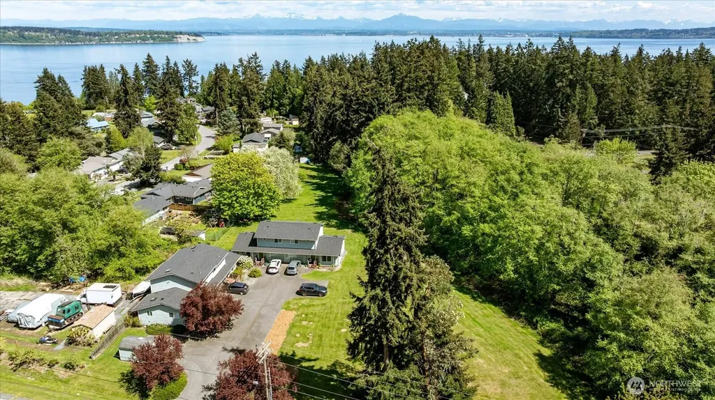 6305 Bob Galbreath Road Clinton WA 98236