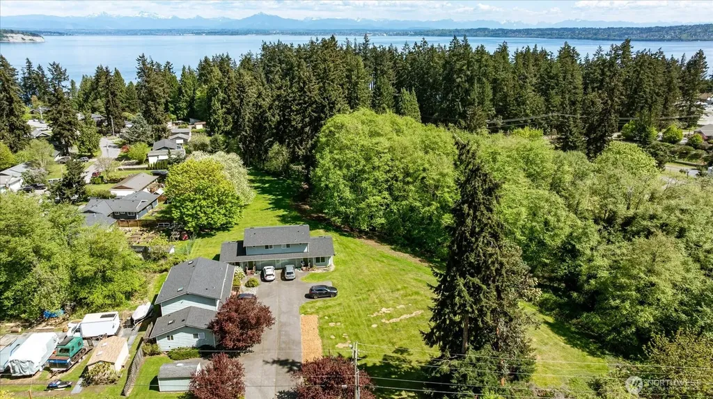 6305 Bob Galbreath Road Clinton WA 98236