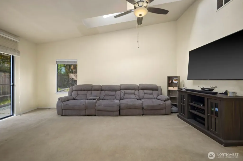 4101 Browns Point Boulevard NE Tacoma WA 98422