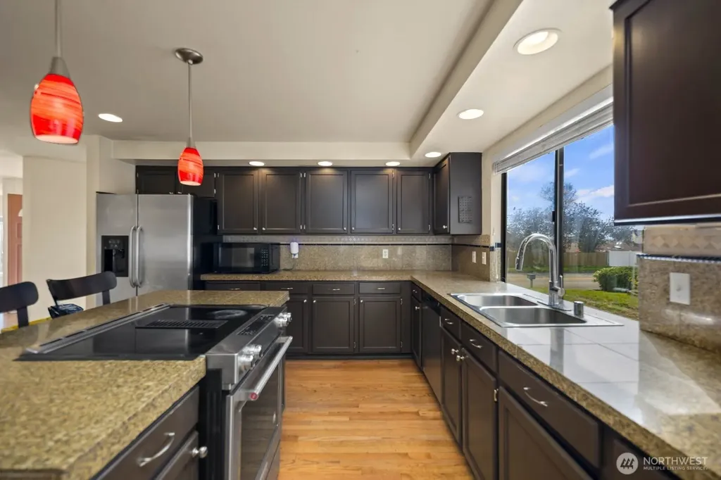 4101 Browns Point Boulevard NE Tacoma WA 98422