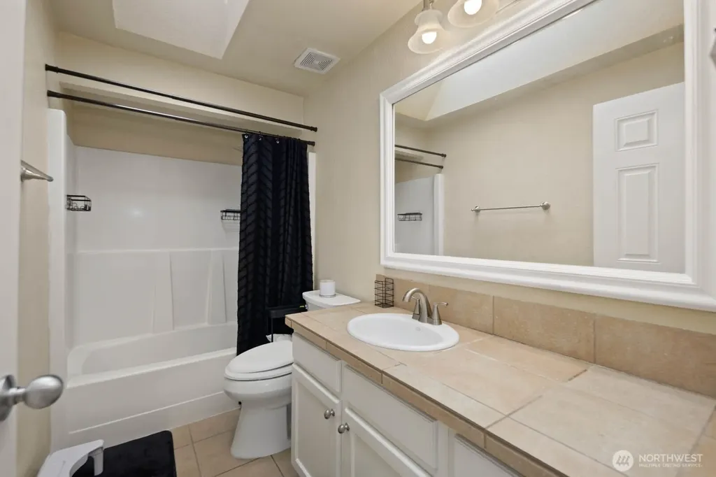 4101 Browns Point Boulevard NE Tacoma WA 98422