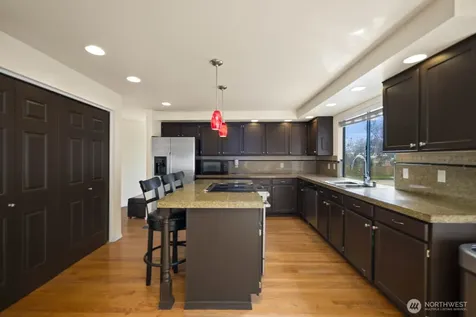 4101 Browns Point Boulevard NE Tacoma WA 98422