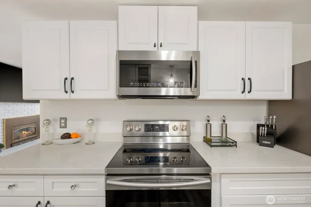 2102 SW 322nd Street Federal Way WA 98023