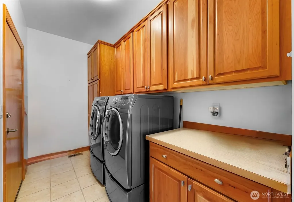 2008 Greenview Lane Lynden WA 98264