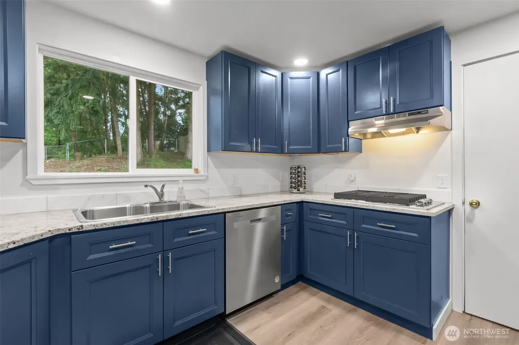 2335 SW 342nd Street Federal Way WA 98023