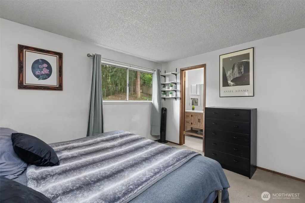 2335 SW 342nd Street Federal Way WA 98023