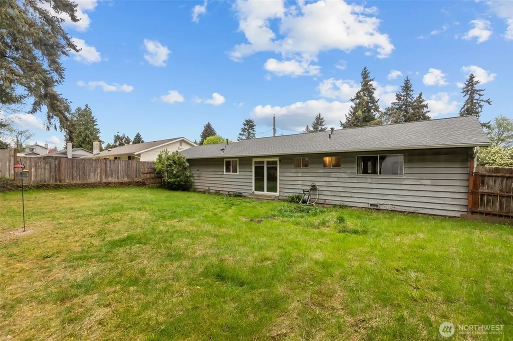 2335 SW 342nd Street Federal Way WA 98023