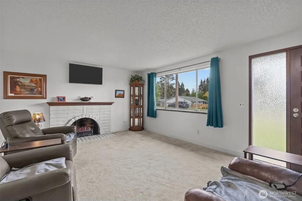 2335 SW 342nd Street Federal Way WA 98023