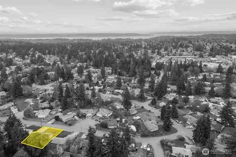 2335 SW 342nd Street Federal Way WA 98023