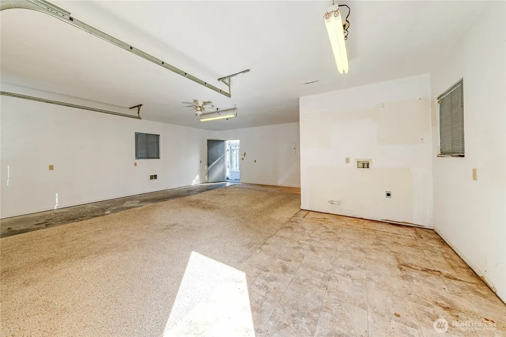 3962 Deer Park Road Port Angeles WA 98362