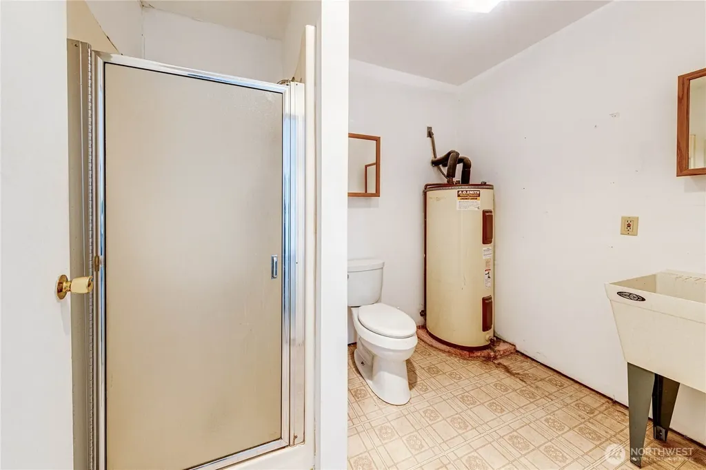 3962 Deer Park Road Port Angeles WA 98362