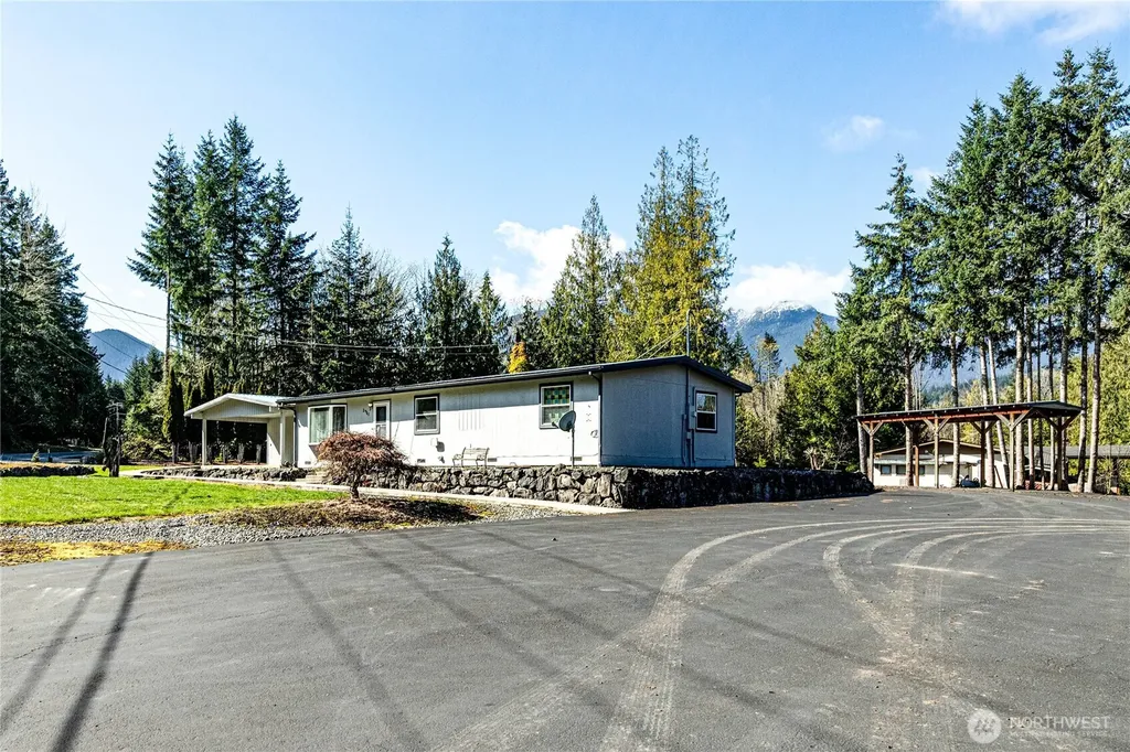 3962 Deer Park Road Port Angeles WA 98362