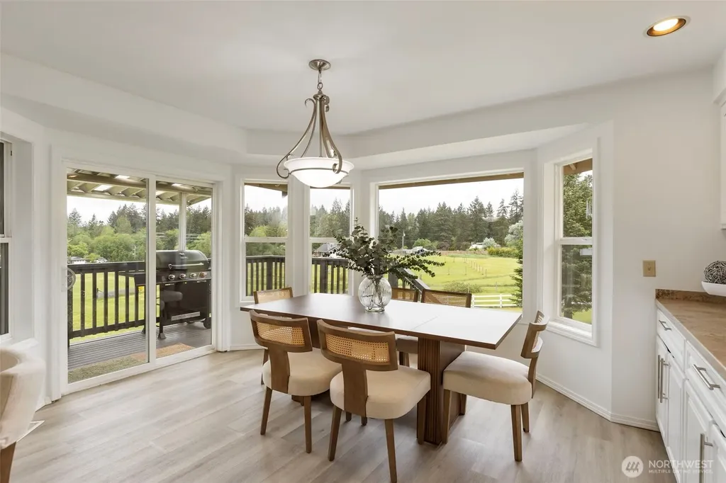 14110 Glenwood Road SW Port Orchard WA 98367