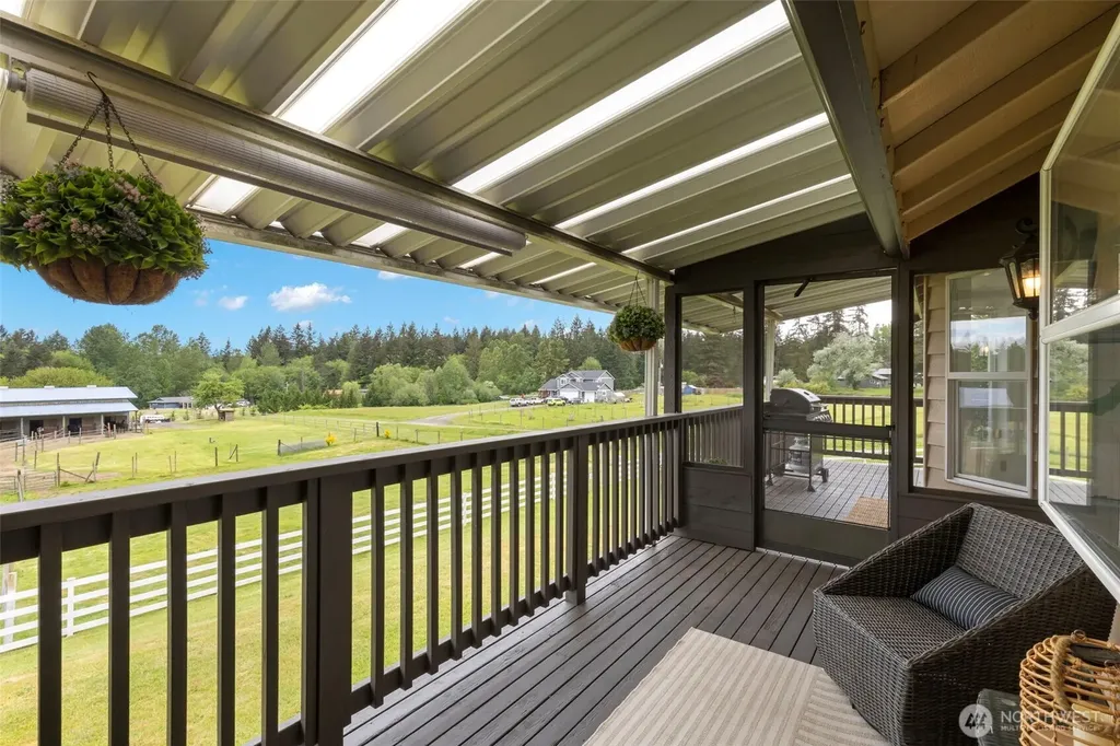 14110 Glenwood Road SW Port Orchard WA 98367
