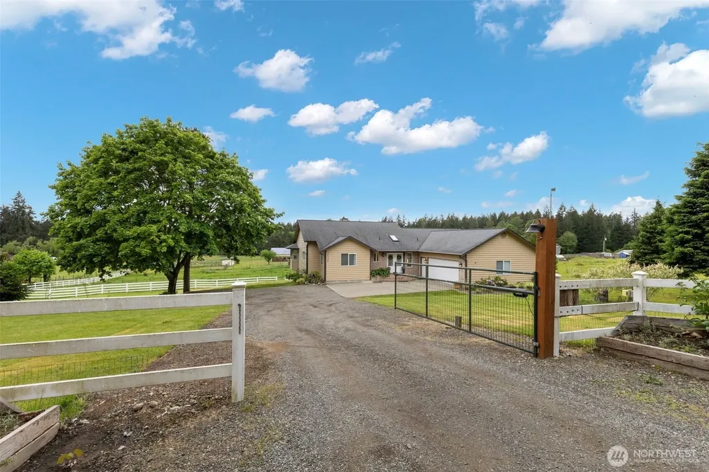14110 Glenwood Road SW Port Orchard WA 98367