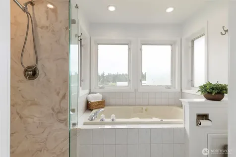 14110 Glenwood Road SW Port Orchard WA 98367