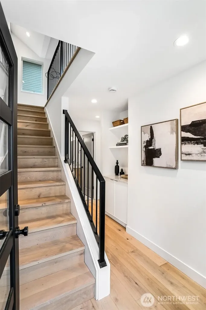 6505 19th Avenue NW Seattle WA 98117