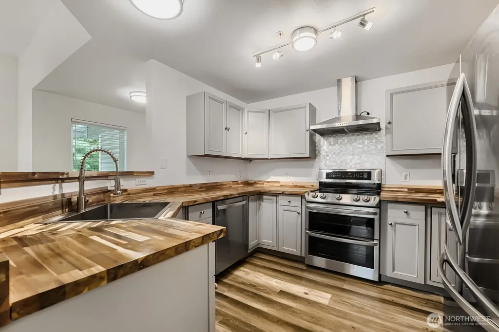 22122 41st Avenue S Kent WA 98032