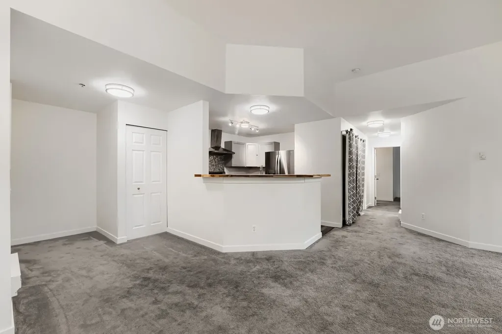 22122 41st Avenue S Kent WA 98032