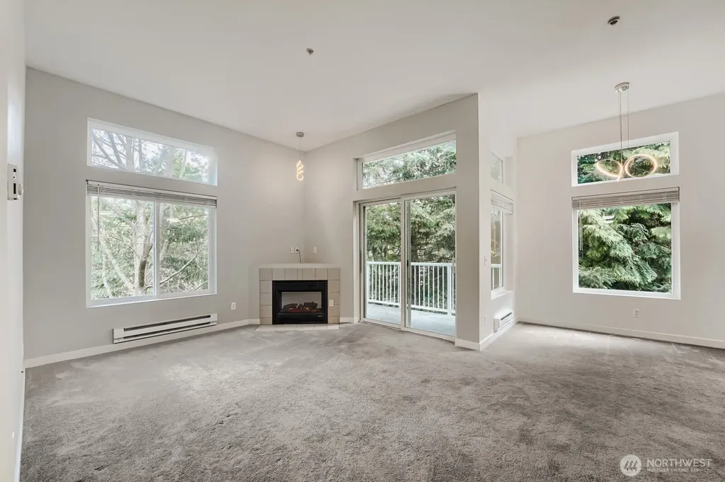 22122 41st Avenue S Kent WA 98032