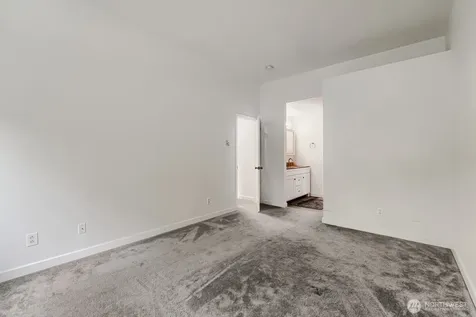 22122 41st Avenue S Kent WA 98032