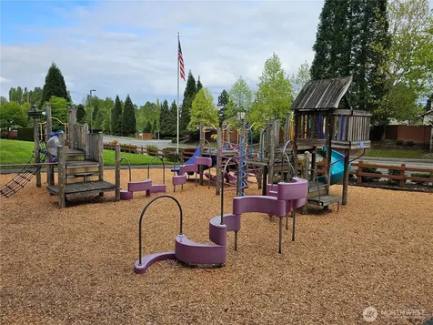 22122 41st Avenue S Kent WA 98032