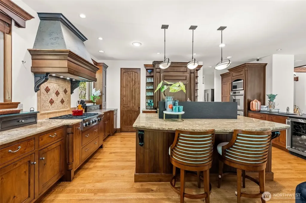5618 Old Stump Drive NW Gig Harbor WA 98332