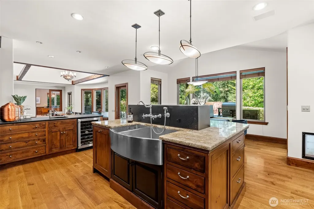 5618 Old Stump Drive NW Gig Harbor WA 98332