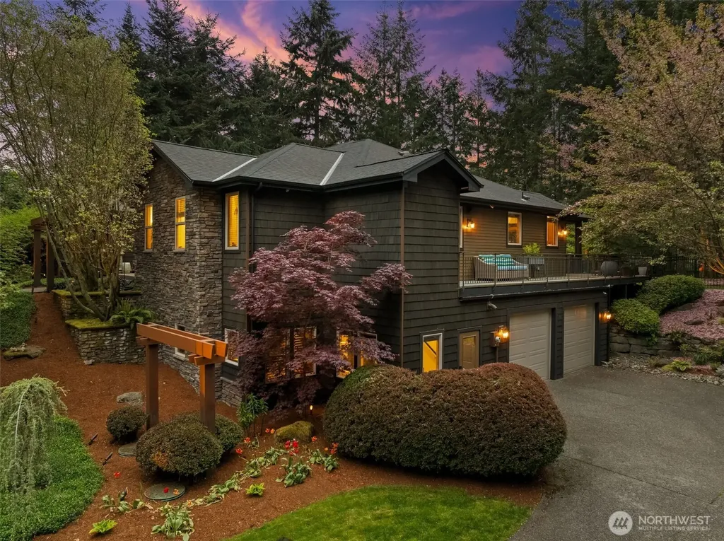 5618 Old Stump Drive NW Gig Harbor WA 98332