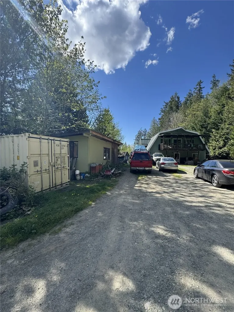 19911 State Route 165 E Carbonado WA 98323