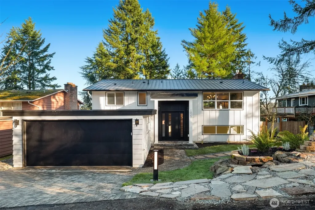 1023 109th Avenue SE Bellevue WA 98004