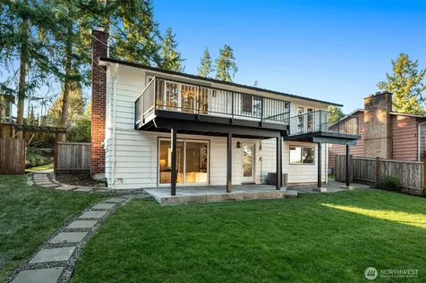 1023 109th Avenue SE Bellevue WA 98004