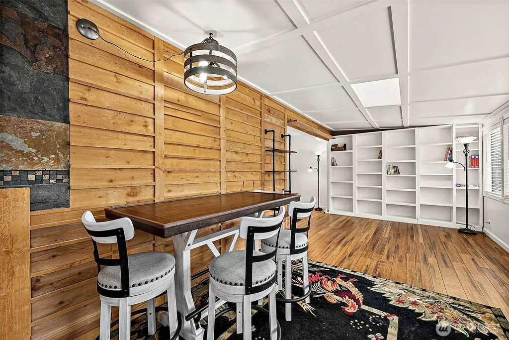 3311 Heather Place W University Place WA 98466