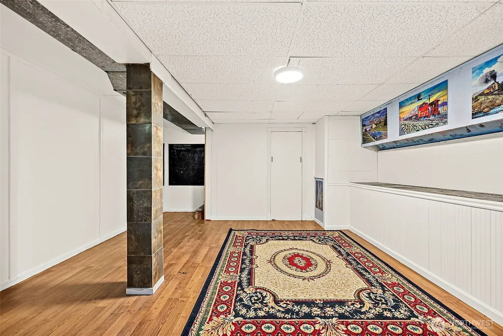 3311 Heather Place W University Place WA 98466
