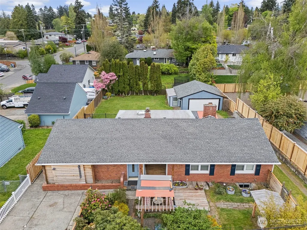 3311 Heather Place W University Place WA 98466