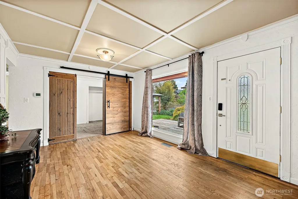 3311 Heather Place W University Place WA 98466