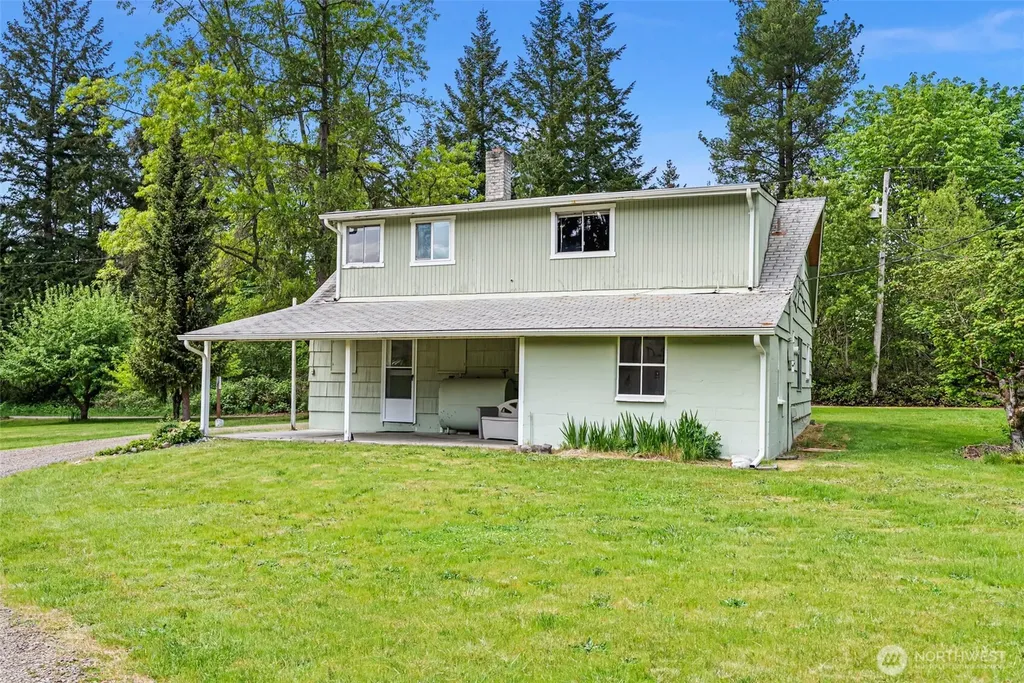 135 NW Walker Road Poulsbo WA 98370