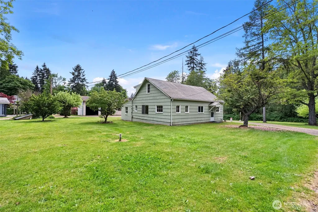 135 NW Walker Road Poulsbo WA 98370