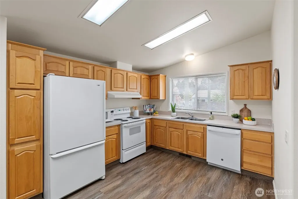 135 NW Walker Road Poulsbo WA 98370