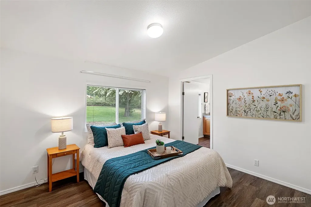 135 NW Walker Road Poulsbo WA 98370