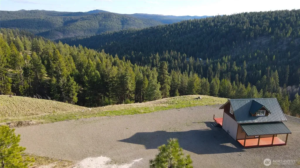 24 Greer Road Oroville WA 98859