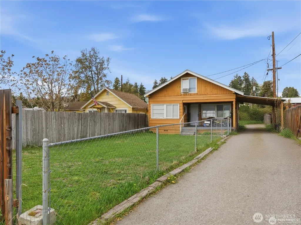 2436 Chatham Hill Drive Wenatchee WA 98801