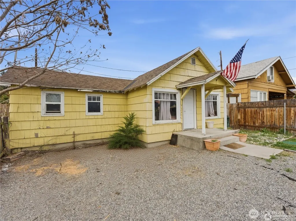 2436 Chatham Hill Drive Wenatchee WA 98801