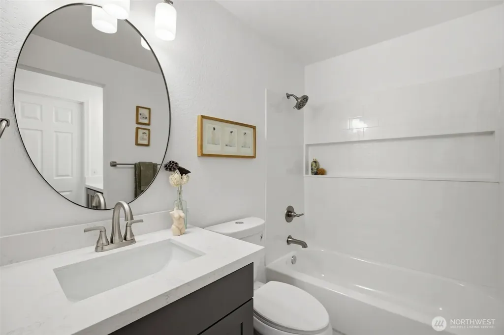 170 Newport Way NW Issaquah WA 98027