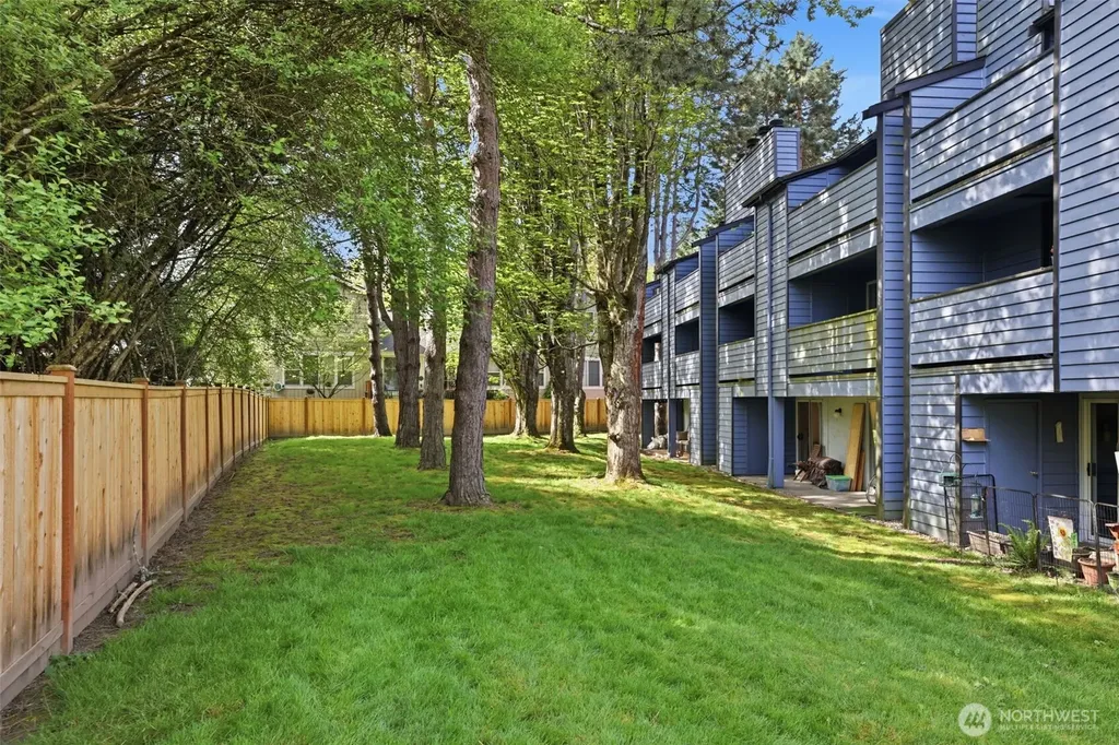 170 Newport Way NW Issaquah WA 98027