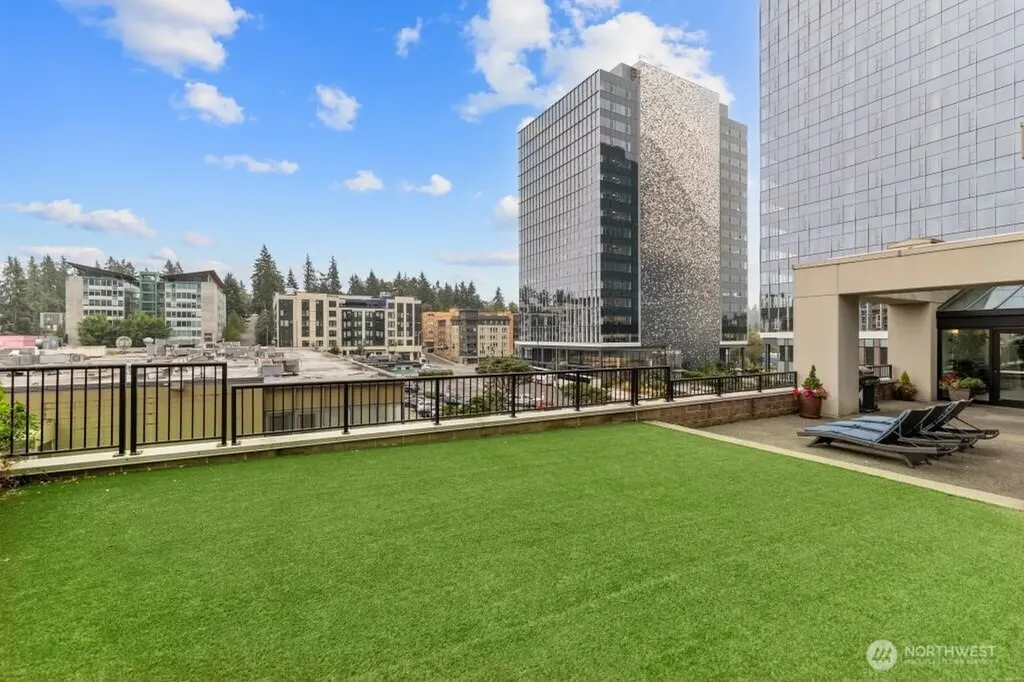 177 107th Avenue NE Bellevue WA 98004