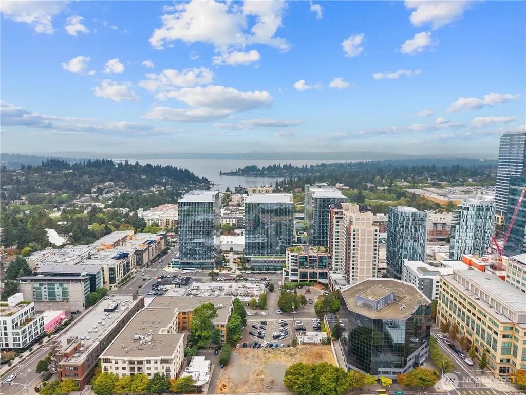 177 107th Avenue NE Bellevue WA 98004