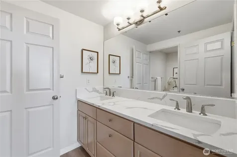 177 107th Avenue NE Bellevue WA 98004