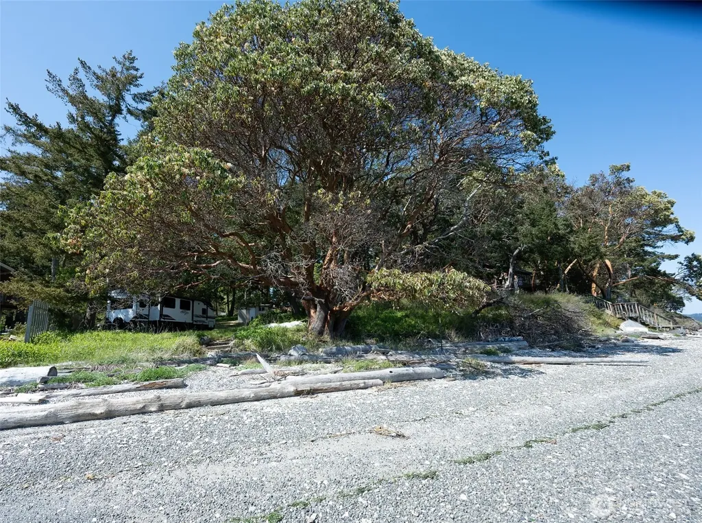 1484 Islandale Road Lopez Island WA 98261
