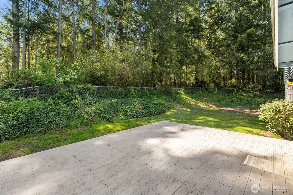 858 Illahee Drive Fox Island WA 98333